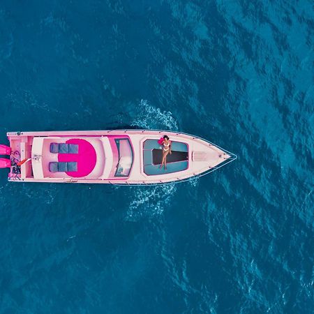 Pinkcoco Gili Air - Constant Surprises & For Cool Adults Only Hotel Exterior photo
