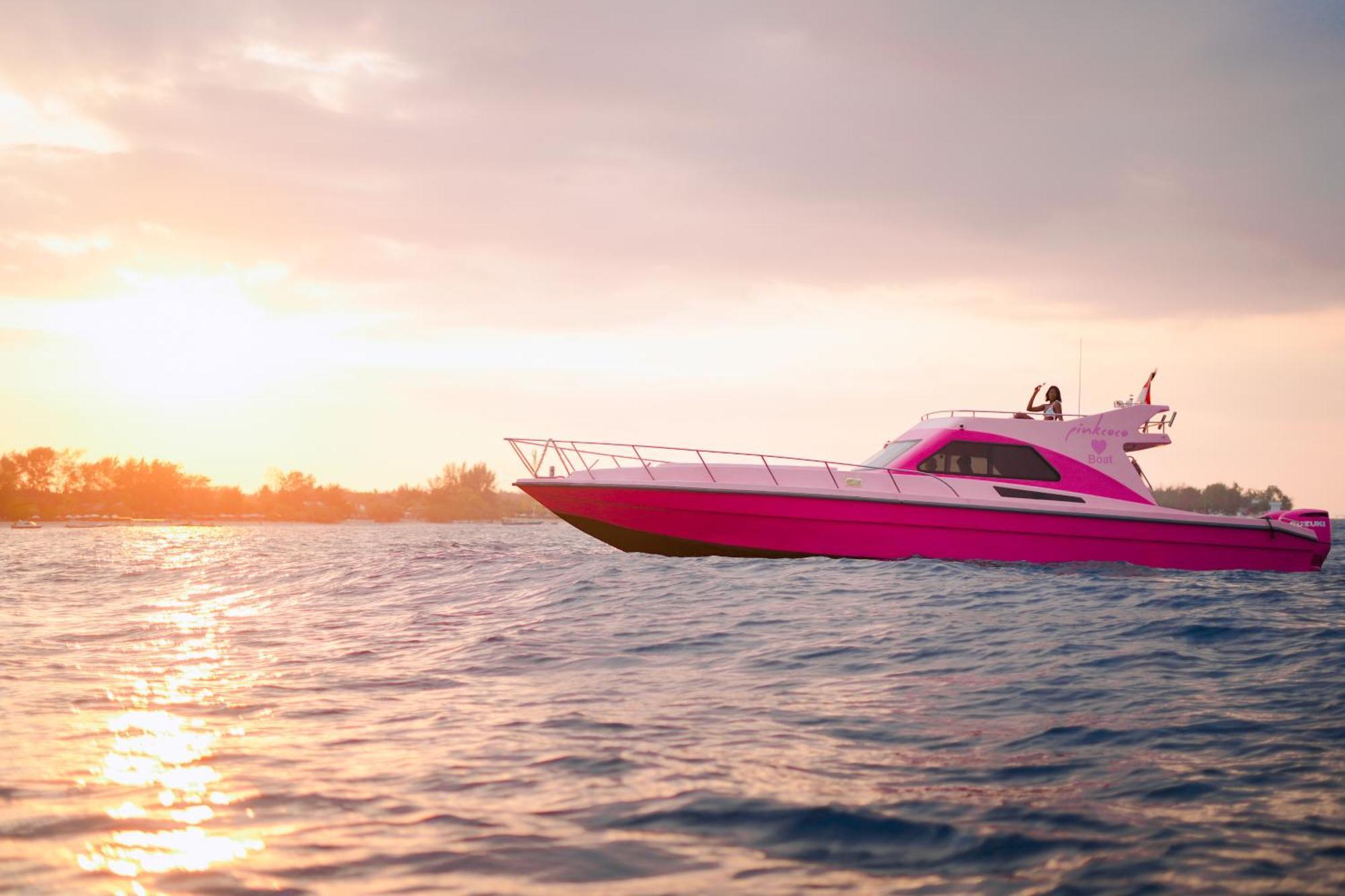 Pinkcoco Gili Air - Constant Surprises & For Cool Adults Only Hotel Exterior photo